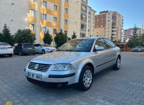 TEMİZ PASSAT 267 BİNDE!!