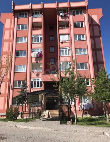 Mimarsinan Demokradi'de Oturmaya Hazır 2+1 Daire