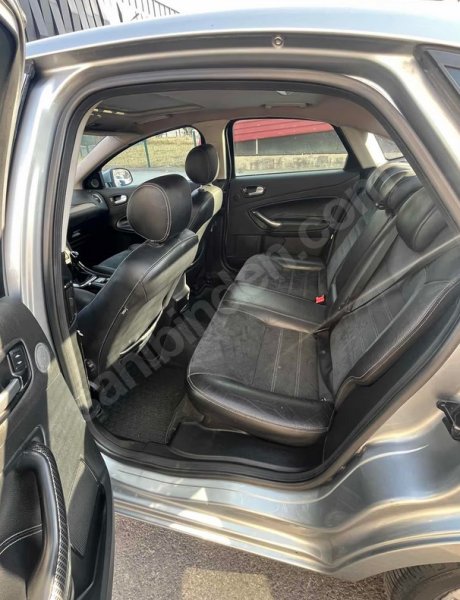 Sunroof-Alcantara Döşeme-Koltuk Isıtmalı-0 motorlu Ford Mondeo