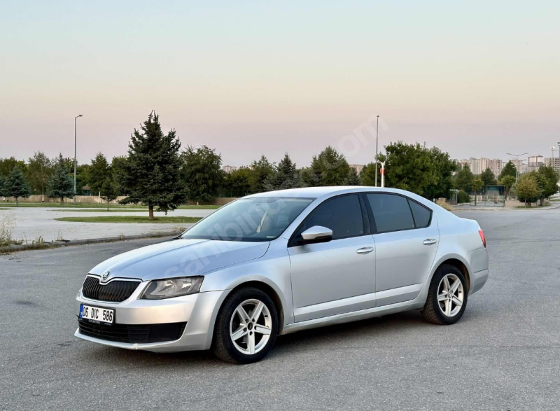 2015 Skoda Octavia 1.6TDI Otomatik Değişensiz Sorunsuz