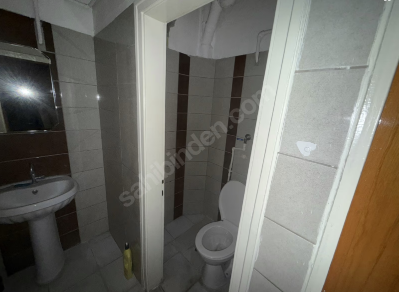 NATO CADDESİNDE KİRALIK DAİRE