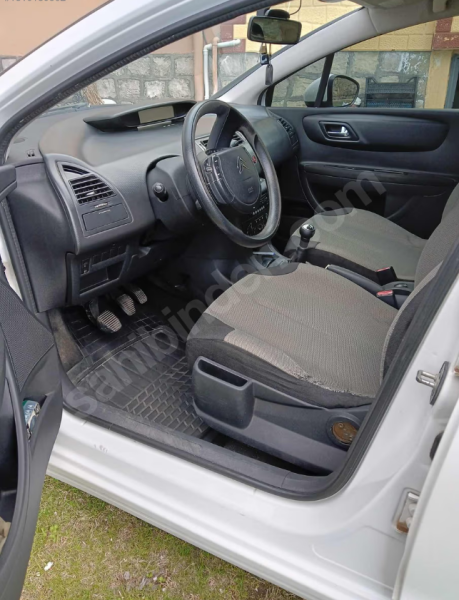 BOYASIZ VE DEĞİŞENSİZ 2010 MODEL CITROEN C4 1.6 HDI