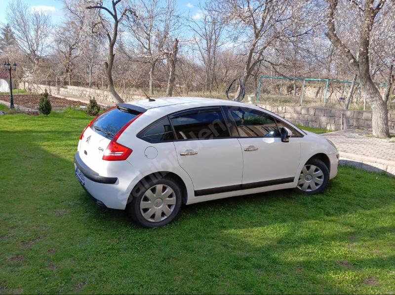 BOYASIZ VE DEĞİŞENSİZ 2010 MODEL CITROEN C4 1.6 HDI