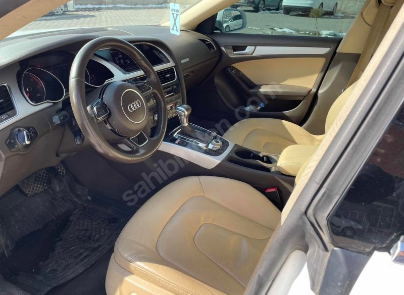 SAHİBİNDEN EMSALSİZ TEMİZLİKTE AUDİ A5 QUATTRO