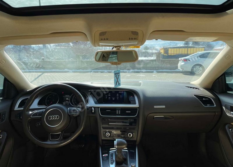 SAHİBİNDEN EMSALSİZ TEMİZLİKTE AUDİ A5 QUATTRO