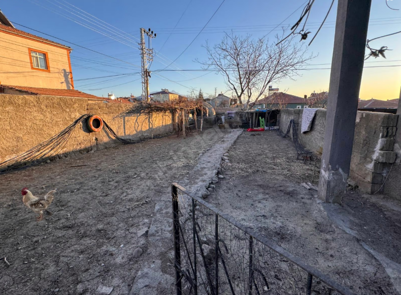 Buğdaylı Müstakil Ev Yola Cephe, Bahçeli, Çok Uygun Fiyat