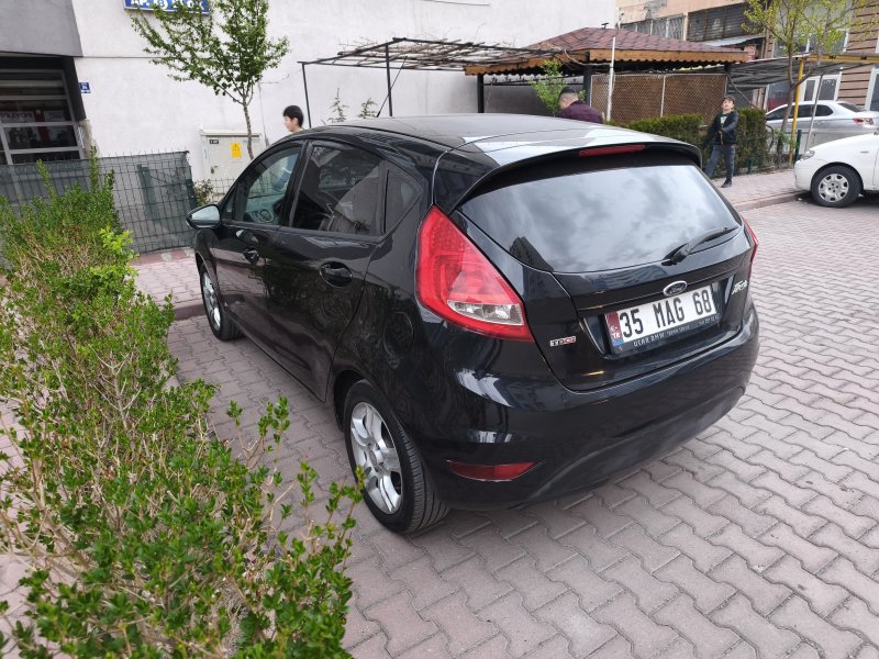 Sahibinden Ford Fiesta 1.4 TDCi Bakımlı