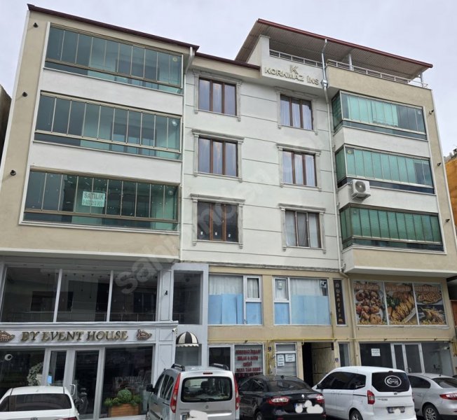 Tekir Caddesi Üzeri 3+1 Sıfır Daire Ferah ve Kullanışlı