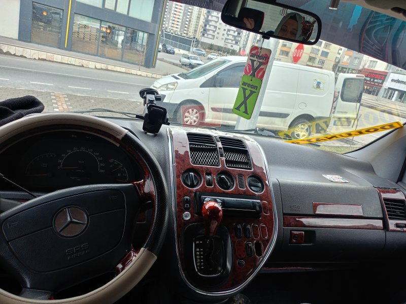 Mersedes Vito otomatik vites otomobil ruhsatlı 1999 110DCİ model