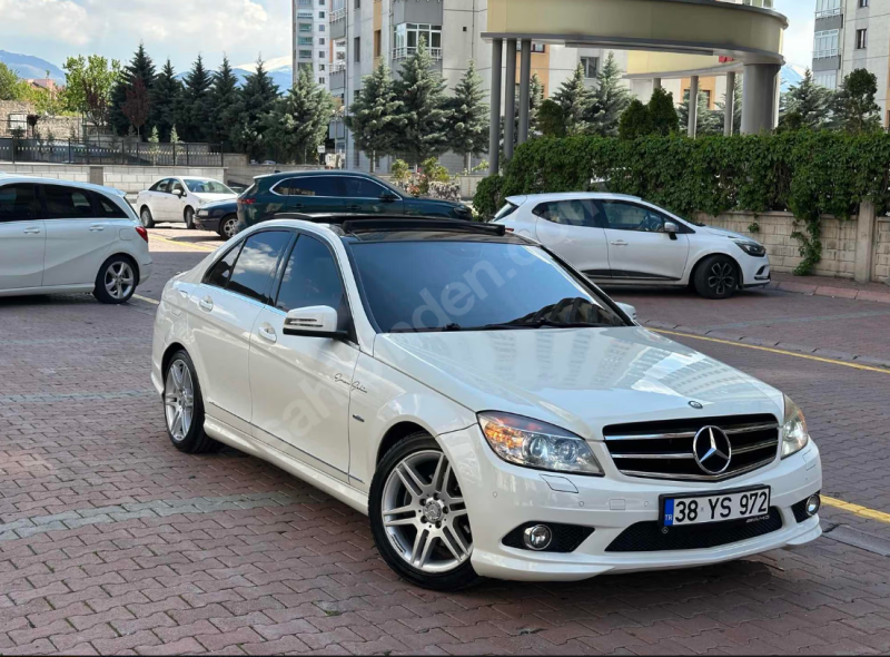 2011 Mercedes-Benz C180 KOMP. BLUEFF. AMG KM:183.000
