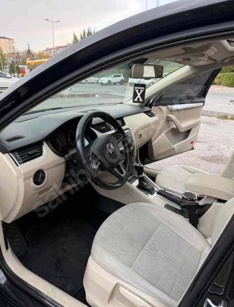 CAM TAVANLI OCTAVİA dizel otomatik