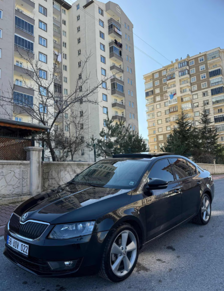 CAM TAVANLI OCTAVİA dizel otomatik