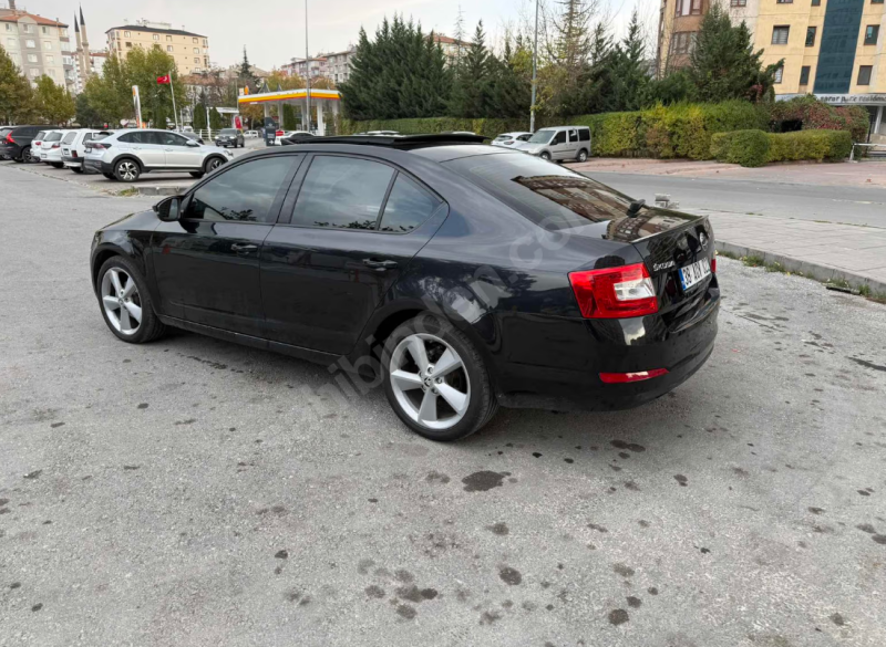 CAM TAVANLI OCTAVİA dizel otomatik