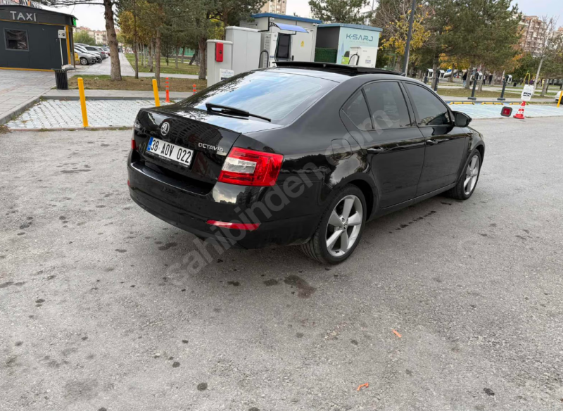 CAM TAVANLI OCTAVİA dizel otomatik