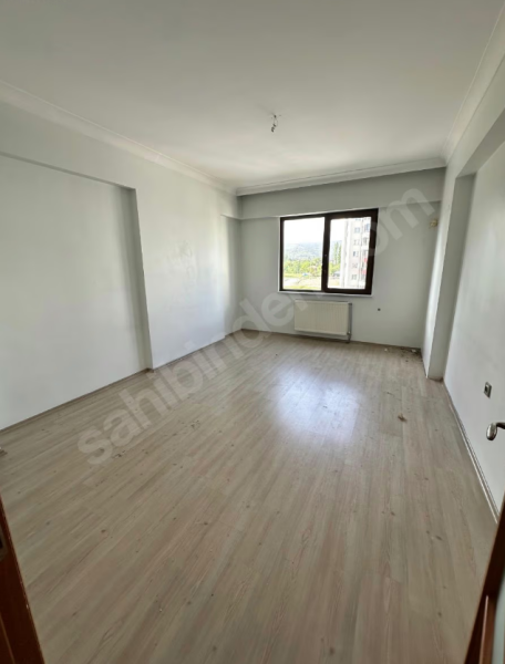 4+1 GENİŞ KULLANIŞLI KİRALIK DAİRE
