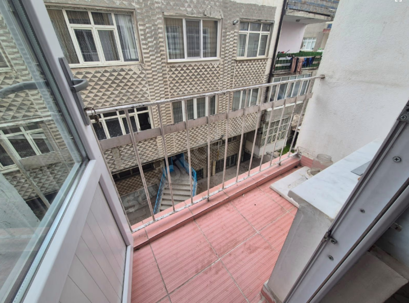 FEVZİ ÇAKMAKTA 2. KAT SATILIK DAİRE