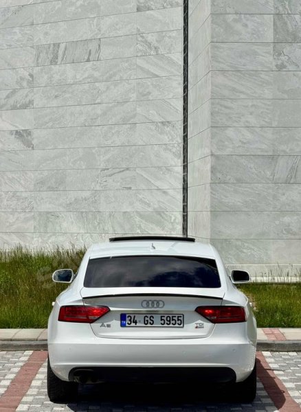 AUDİ A5 2011 2.0 TDİ + DEĞİŞENSİZ + ÖZEL PLAKA + DOLU