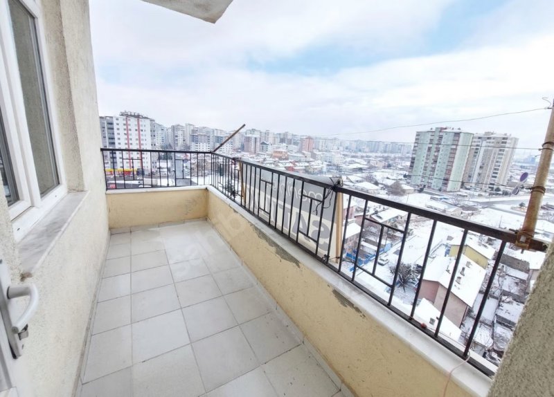 ACİL SATILIK ÇOK GÜZEL KONUMDA TAPULU DAİRE