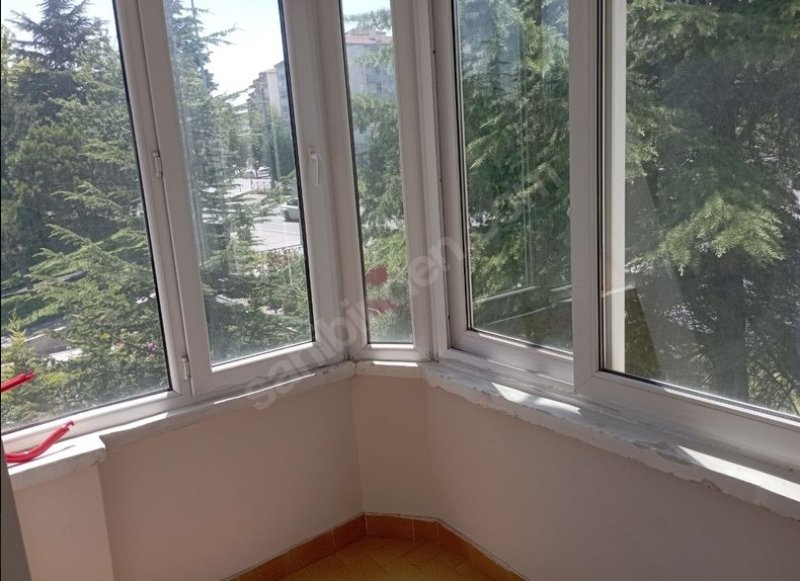 TALAS YENİDOĞANDA MERKEZİ KONUMDA 2+1 SAHİBİNDEN KİRALIK DAİRE