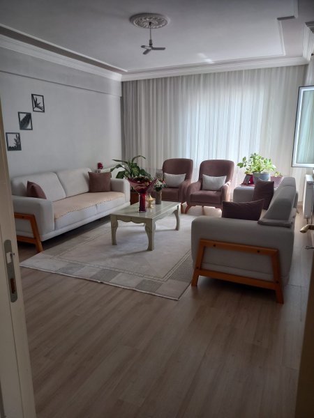 ALİATAGAYRİMENKUL'DEN TALAS MEVLANA MAHALLESİ'NDE 3+1 SATILIK DAİRE