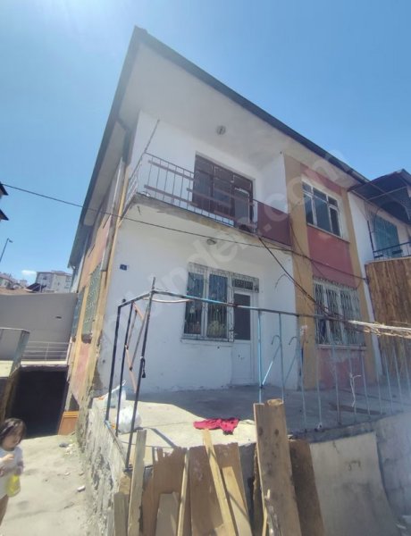 HÜRRİYET MAHALLESİ MÜSTAKİL HOLLANDA TİPİ KİRALIK EV SOBALI