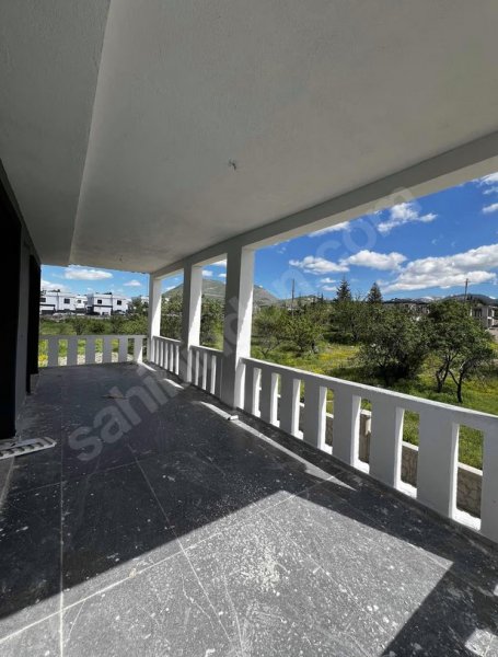 Şehir Merkezinde Mükemmel Konumda Oturmaya Hazır Villa