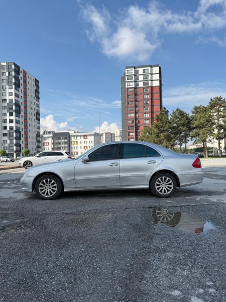 MEMURDAN TEMİZ TRAMERSİZ MASRAFSIZ MAKYAJLI KASA E280 CDI
