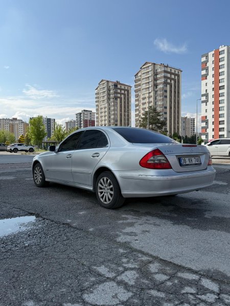 MEMURDAN TEMİZ TRAMERSİZ MASRAFSIZ MAKYAJLI KASA E280 CDI