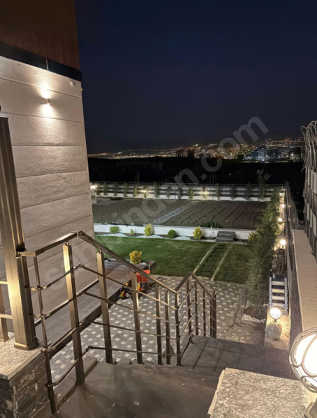 Meskenli Ultra Lüks 3 Katlı Villa Erciyes Manzaralı - Peyzajlı