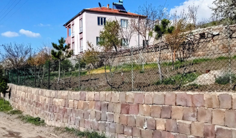 Kuşçu marinada baraj manzaralı satılık müstakil ev