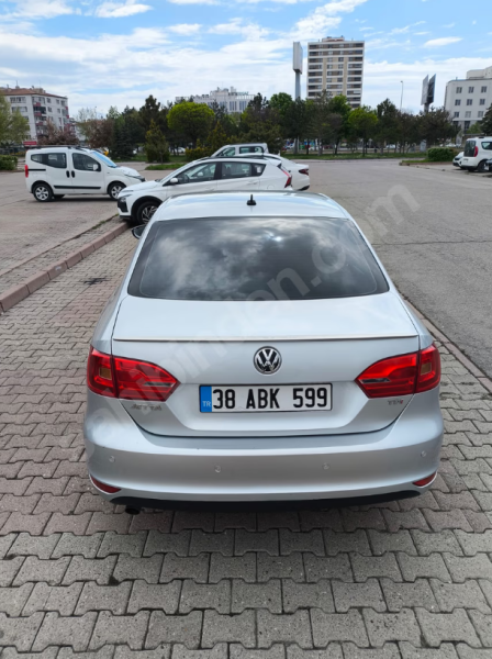 SAHİBİNDEN TEMİZ OTOMATİK JETTA