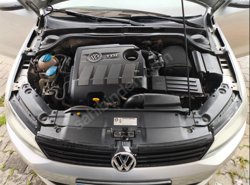 SAHİBİNDEN TEMİZ OTOMATİK JETTA