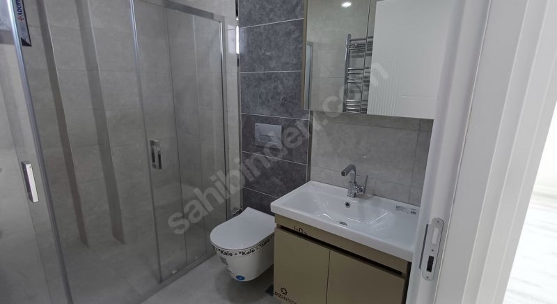 FIRSAT! AKYAZI'DA,KÖŞEBAŞI, MESKENLİ,4.5+1 LÜKS VİLLA!