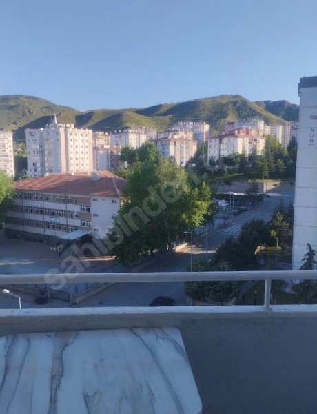 SATILIK SÜPER TEMİZLİKTE LÜKS DAİRE.