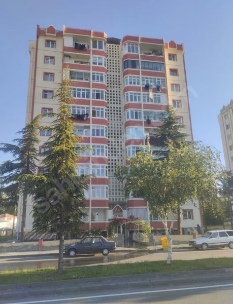 SATILIK SÜPER TEMİZLİKTE LÜKS DAİRE.