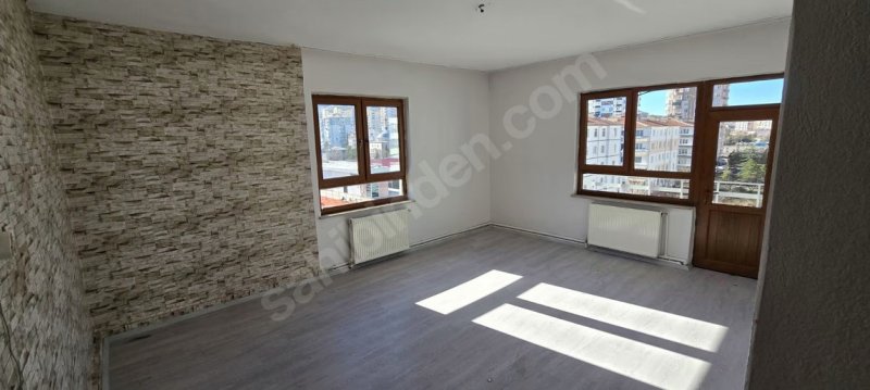 YENİKÖY DEMET EVLERDE KOMBİLİ 3+1 DAİRE..