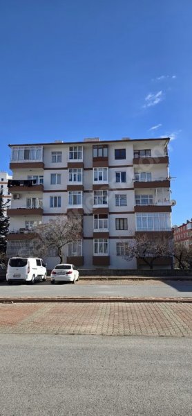 YENİKÖY DEMET EVLERDE KOMBİLİ 3+1 DAİRE..