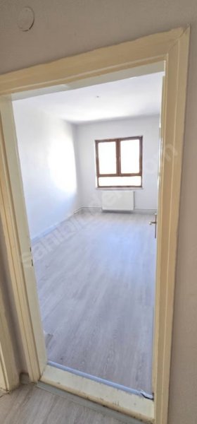 YENİKÖY DEMET EVLERDE KOMBİLİ 3+1 DAİRE..