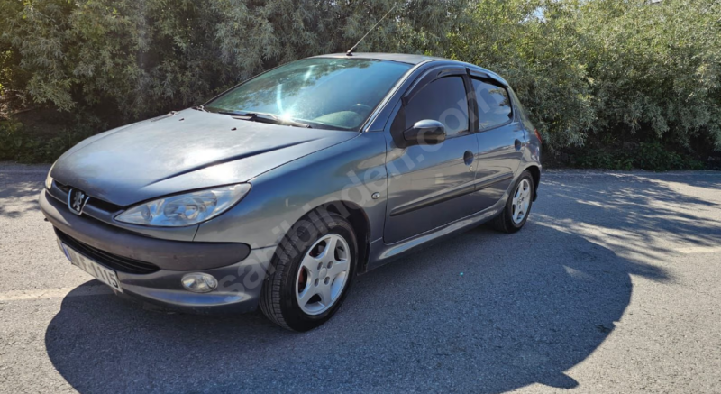 sahibinden bakımlı yakıt cimrisi 206 fever 2006 model