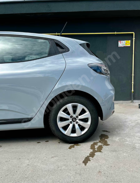 HATASIZ BOYASIZ TRAMERSİZ 19 BİN KM GARANTİLİ