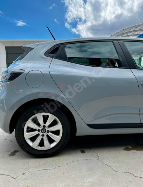 HATASIZ BOYASIZ TRAMERSİZ 19 BİN KM GARANTİLİ