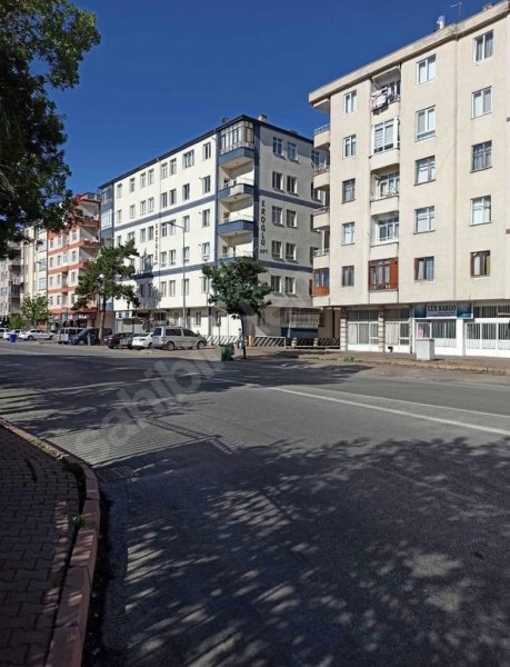 Sahibinden Merkezi Konumda Fırsat Dairesi