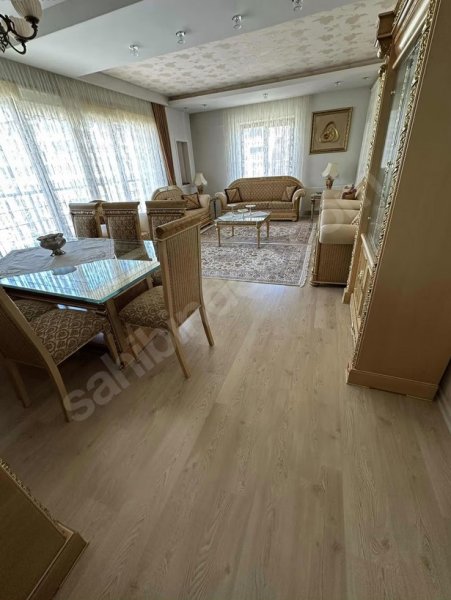 Köşk mahallesinde satılık 4+1