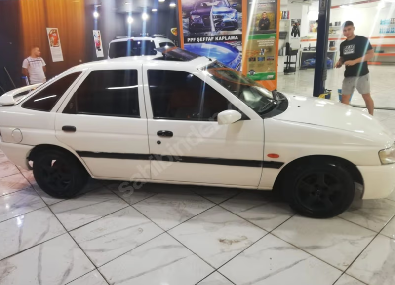 Ford Escort Kelepir fiyatına