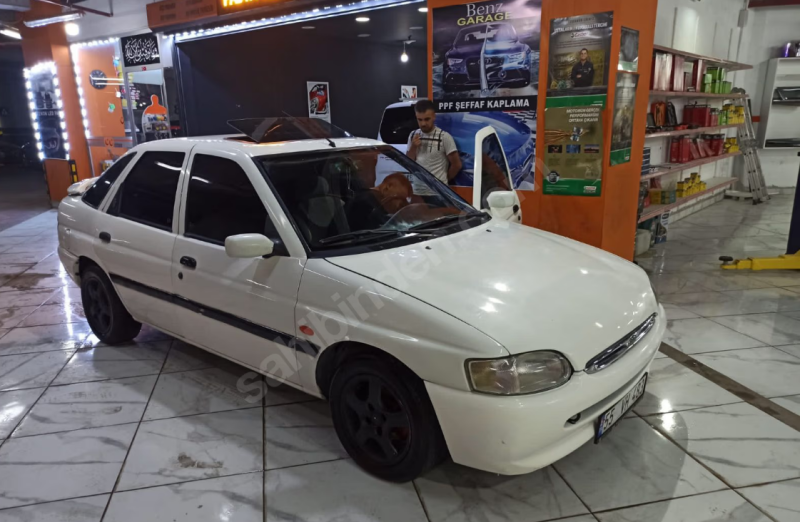 Ford Escort Kelepir fiyatına