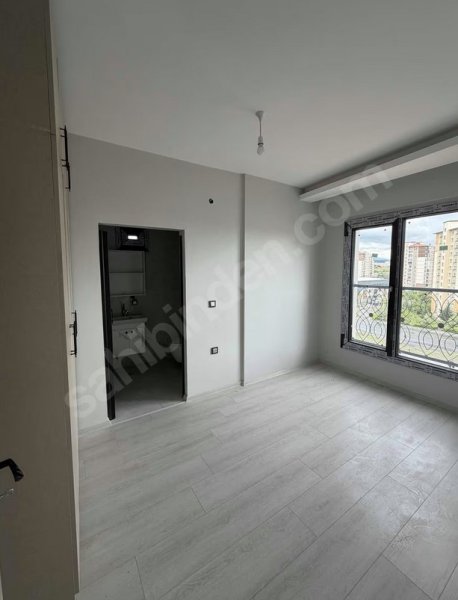 1+1 Beyazyapı Üniversite Karşısı Acil Satılık