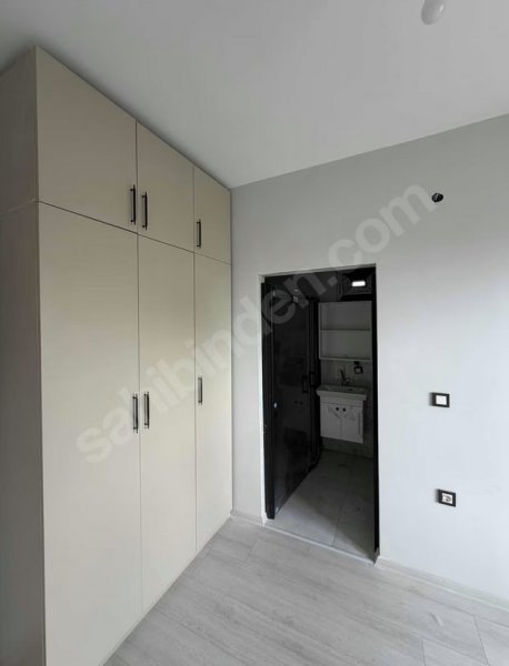 1+1 Beyazyapı Üniversite Karşısı Acil Satılık