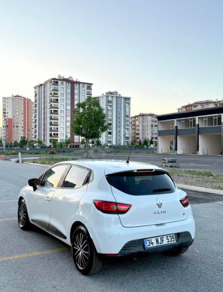 SAHİBİNDEN BOYASIZ DEĞİŞENSİZ TRAMERSİZ RENAULT CLİO