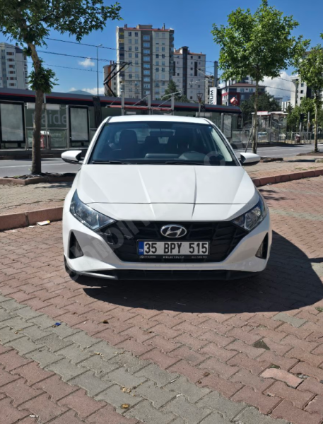 HYUNDAİ İ20 2023 1.4 MPİ JUMP OTOMATİK 47.800km BOYASIZ HATASIZ