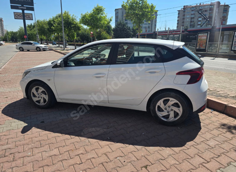 HYUNDAİ İ20 2023 1.4 MPİ JUMP OTOMATİK 47.800km BOYASIZ HATASIZ
